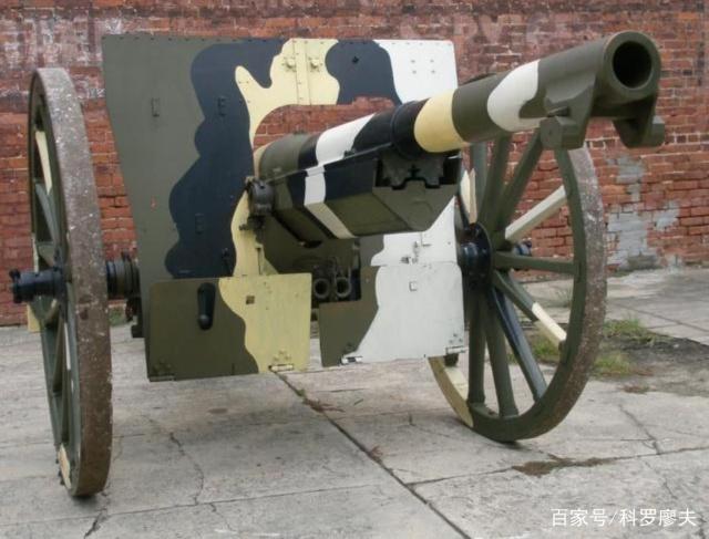 《亮劍》李雲龍的意大利炮，綽號75小姐，是現代火炮的祖奶奶！
